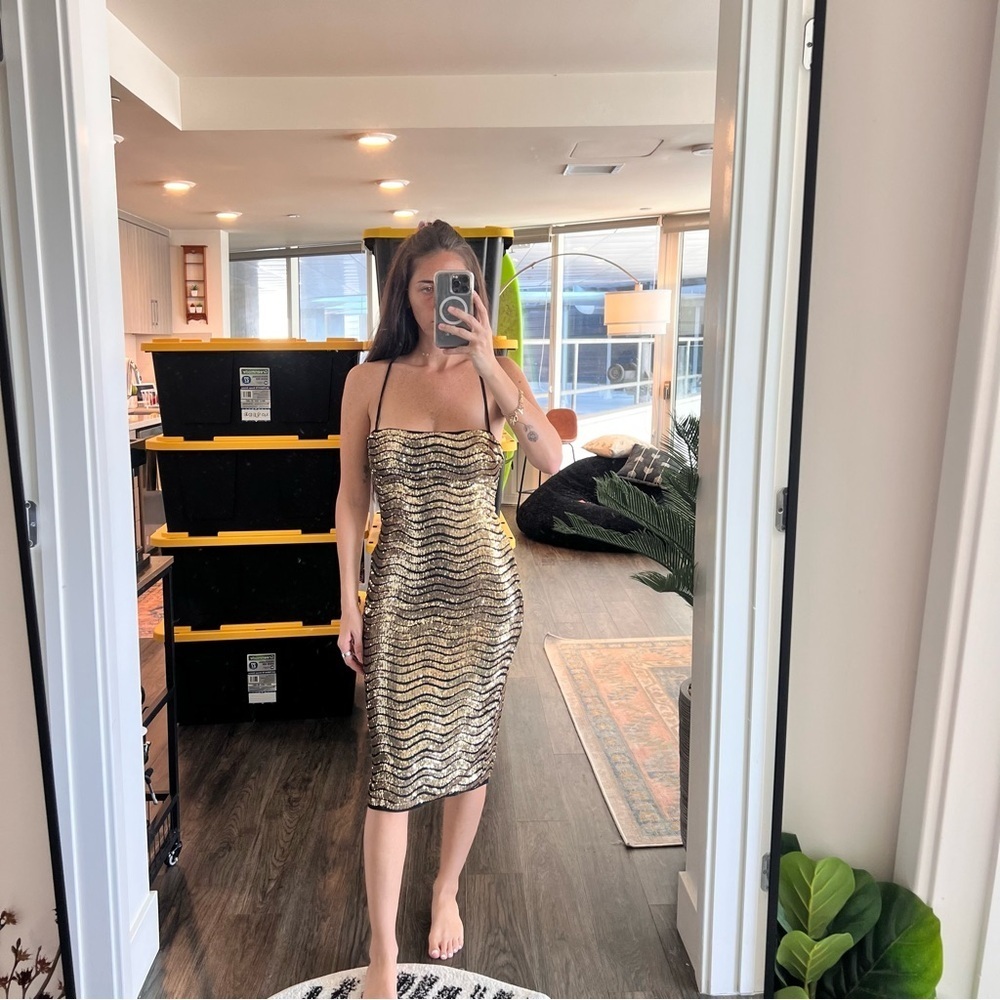 H:ours Lexie Gold Midi Dress- XS - Picture 10 of 12